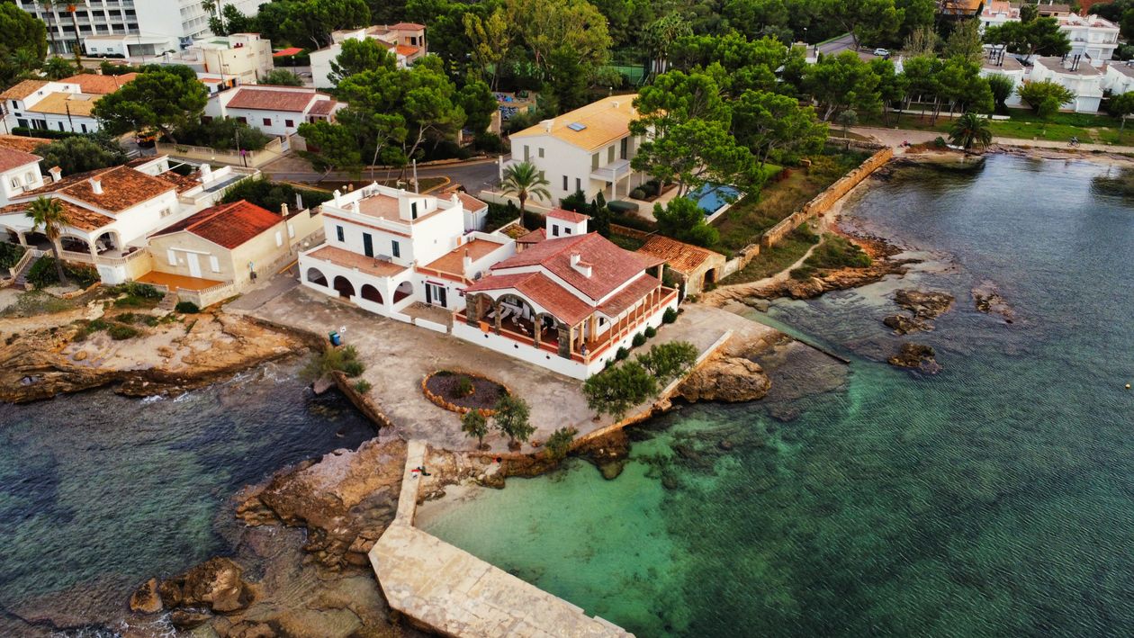 Aerial view of coastal homes in Mallorca